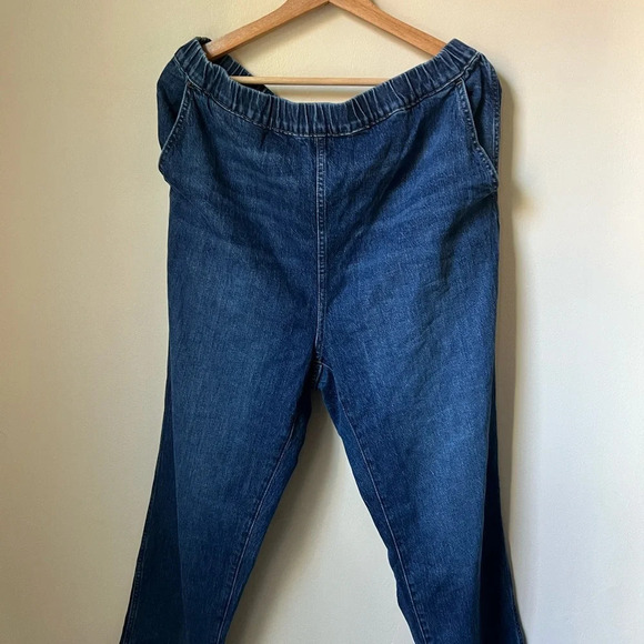 NWT Madewell Pull-On Straight Jeans in Saull Wash, size 33 - Picture 3 of 8